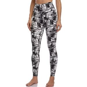 Colorfulkoala Black and White Abstract Pattern Leggings with High Waist